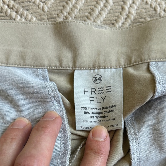 Free Fly size 34 shorts - Picture 3 of 3